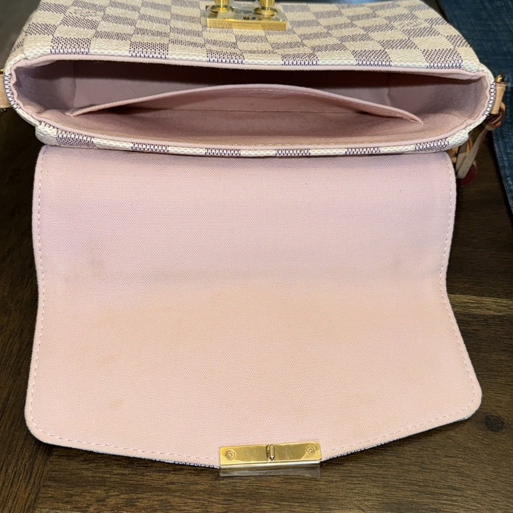 Louis Vuitton authentic Criosette Damier crossbody - Picture 3 of 8